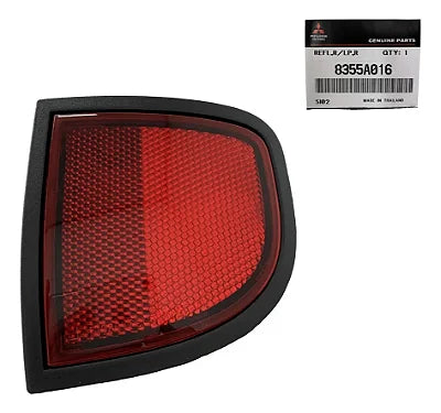 Foco Trasero Reflector Lado Derecho Mitsubishi L200